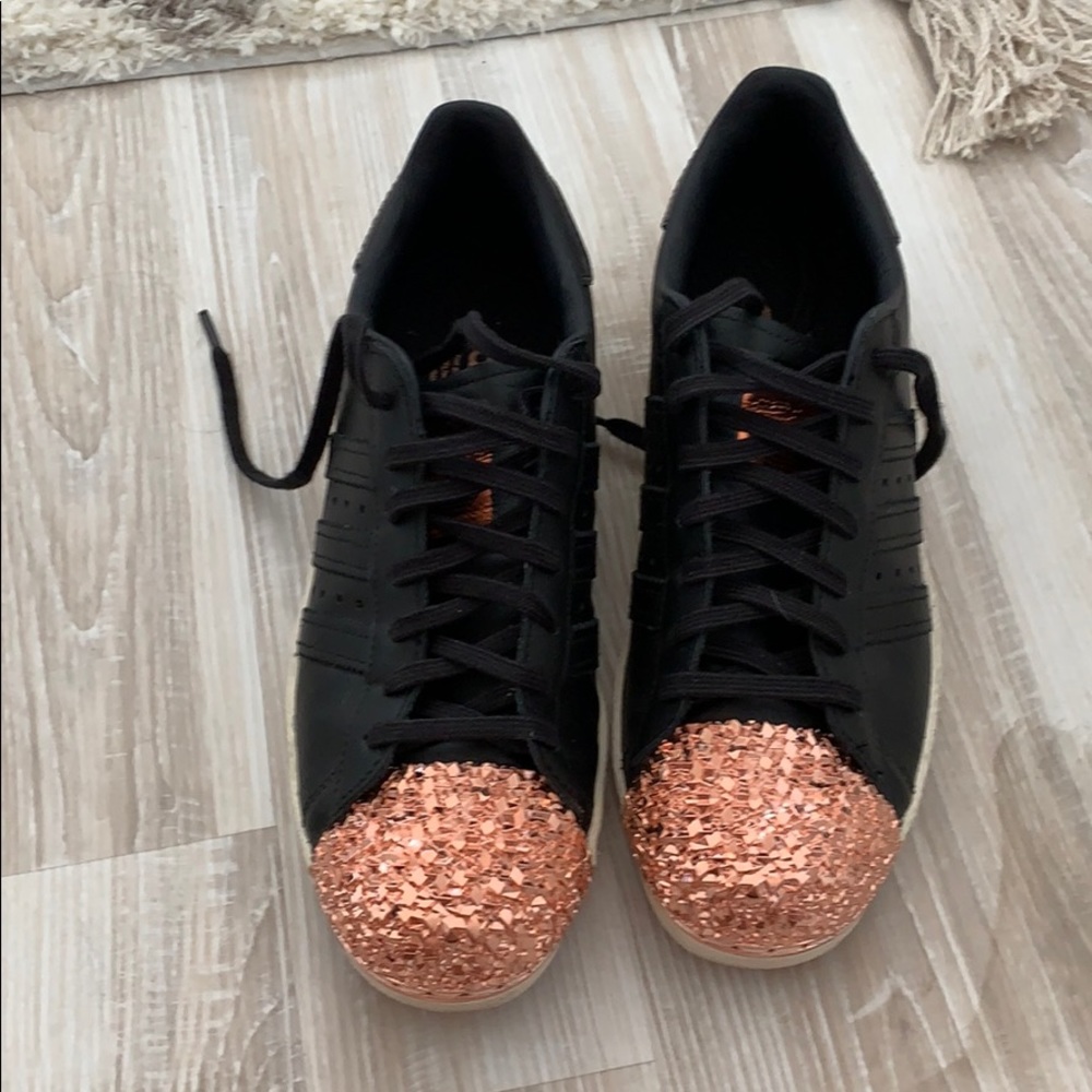 COPY - Adidas Originals Rose Gold Sneakers